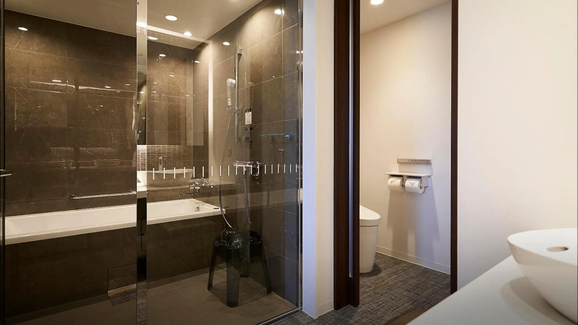 Daiwa Roynet Hotel Kobe-Sannomiya Premier 고베 시